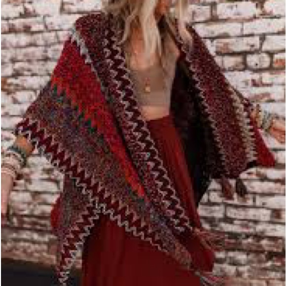 Colorful Crochet Patterned Ruana in Maroon - Picture 13 of 15